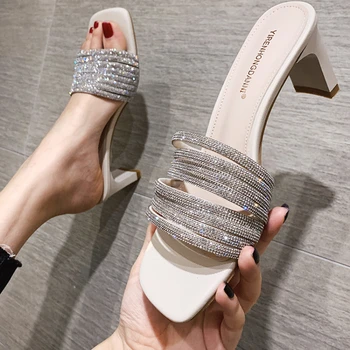 Женская обувь, тапочки, лето 2023, Новая мода, сверкающий бриллиант, толстый каблук, квадратный носок, Темпераментные босоножки на высоком каблуке